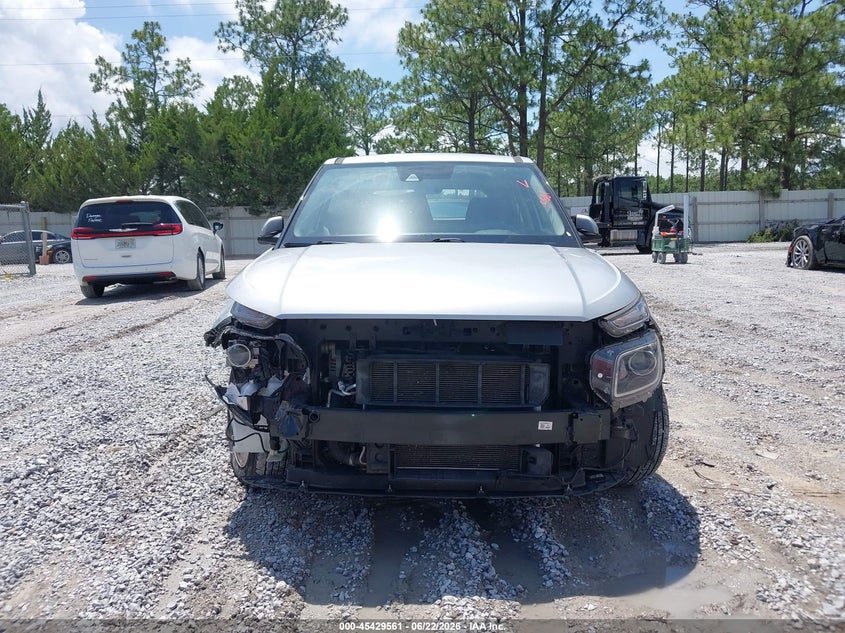 2022 Hyundai Venue VIN KMHRB8A3XNU153893 IAAI salvage auction — FRONT END, Certificate Of Destruction (Florida), sold $2,600 on 2026-07-16 (photo 6)