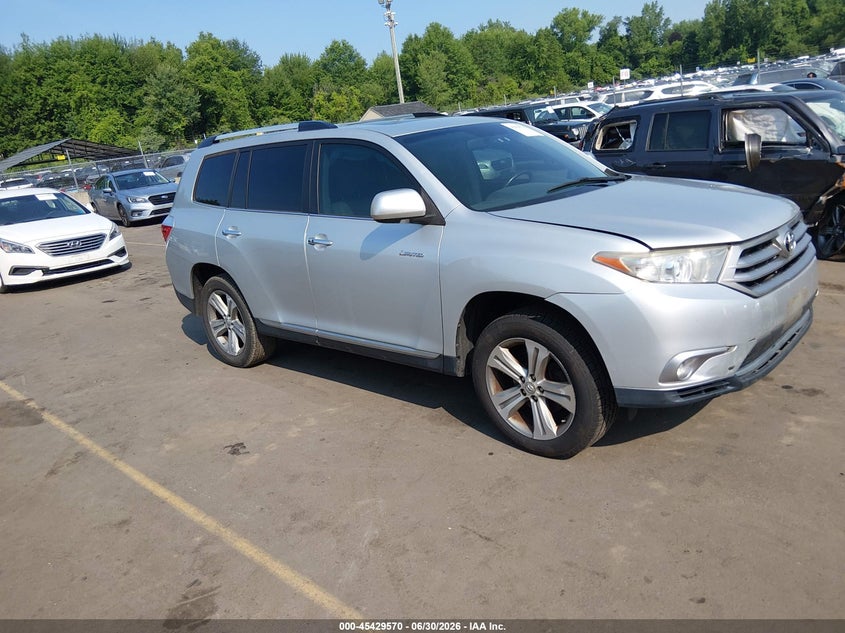 2013 Toyota Highlander VIN 5TDDK3EH0DS275446 IAAI salvage auction — RIGHT FRONT, Salvage (Connecticut), sold $6,100 on 2026-07-30 (photo 1)