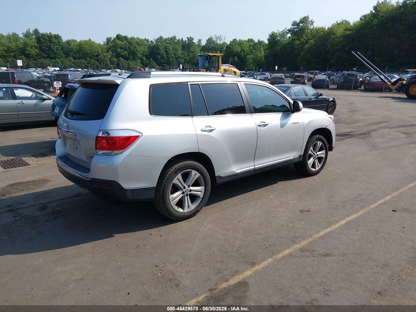 2013 Toyota Highlander VIN 5TDDK3EH0DS275446 IAAI salvage auction — RIGHT FRONT, Salvage (Connecticut), sold $6,100 on 2026-07-30 (photo 4)