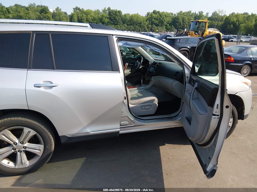 2013 Toyota Highlander VIN 5TDDK3EH0DS275446 IAAI salvage auction — RIGHT FRONT, Salvage (Connecticut), sold $6,100 on 2026-07-30 (photo 5)