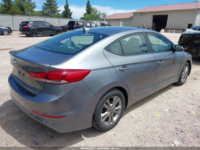 2017 Hyundai Elantra VIN KMHD84LFXHU151154 IAAI salvage auction — NO DAMAGE, Clear (Wisconsin), sold $2,200 on 2026-07-08 (photo 4)