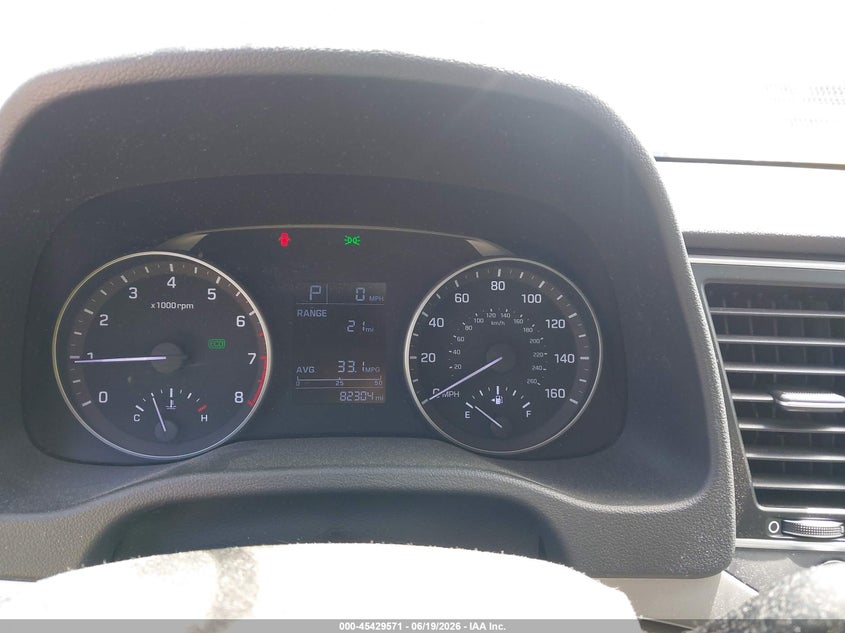 2017 Hyundai Elantra VIN KMHD84LFXHU151154 IAAI salvage auction — NO DAMAGE, Clear (Wisconsin), sold $2,200 on 2026-07-08 (photo 7)