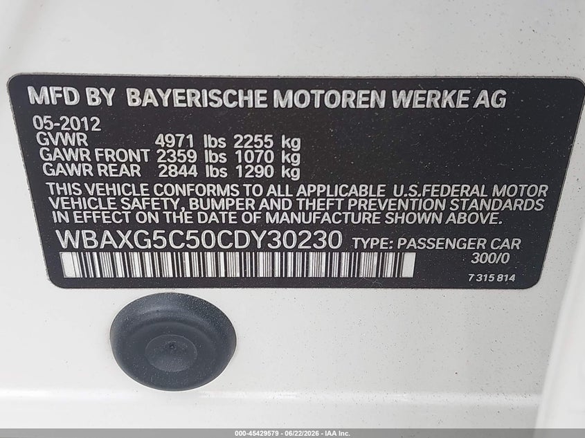 2012 BMW 5er VIN WBAXG5C50CDY30230 IAAI salvage auction — SIDE, Salvage Title, sold $725 on 2026-07-29 (photo 9)