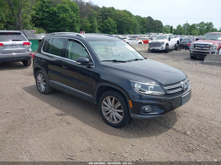 2012 Volkswagen Tiguan VIN WVGBV7AX5CW539595 IAAI salvage auction — NORMAL WEAR, Clear (New York), sold $450 on 2026-07-14 (photo 1)