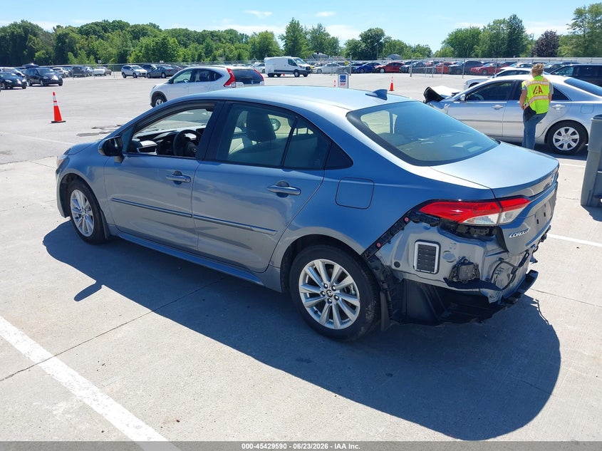2025 Toyota Corolla VIN JTDBCMFEXSJ037726 IAAI salvage auction — REAR END, Salvage (Indiana), sold $7,600 on 2026-07-24 (photo 3)