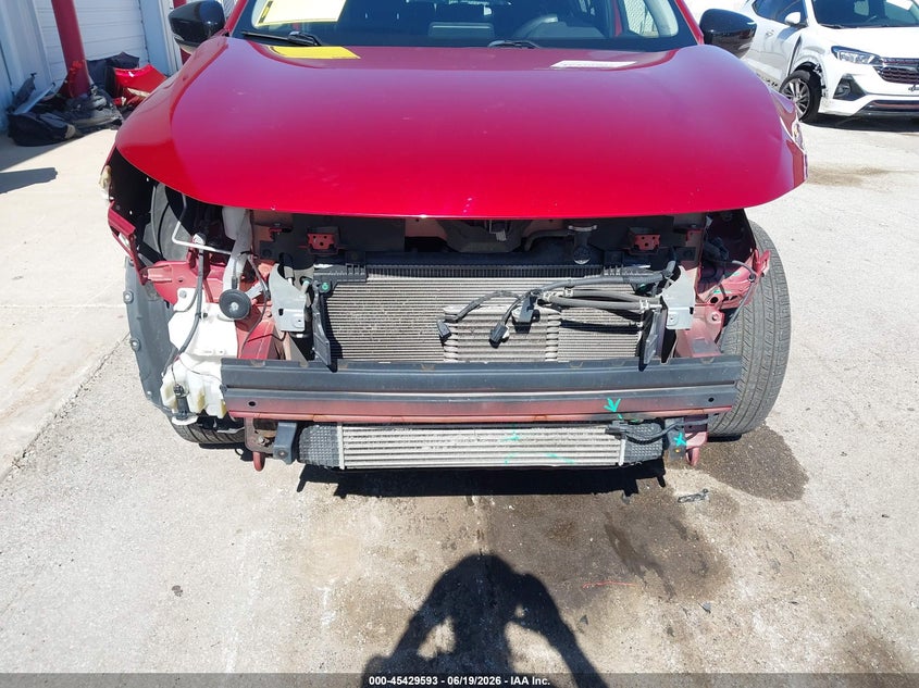 2020 Mitsubishi Eclipse cross VIN JA4AT4AA3LZ028136 IAAI salvage auction — LEFT FRONT, Salvage Title, sold $2,125 on 2026-08-29 (photo 6)