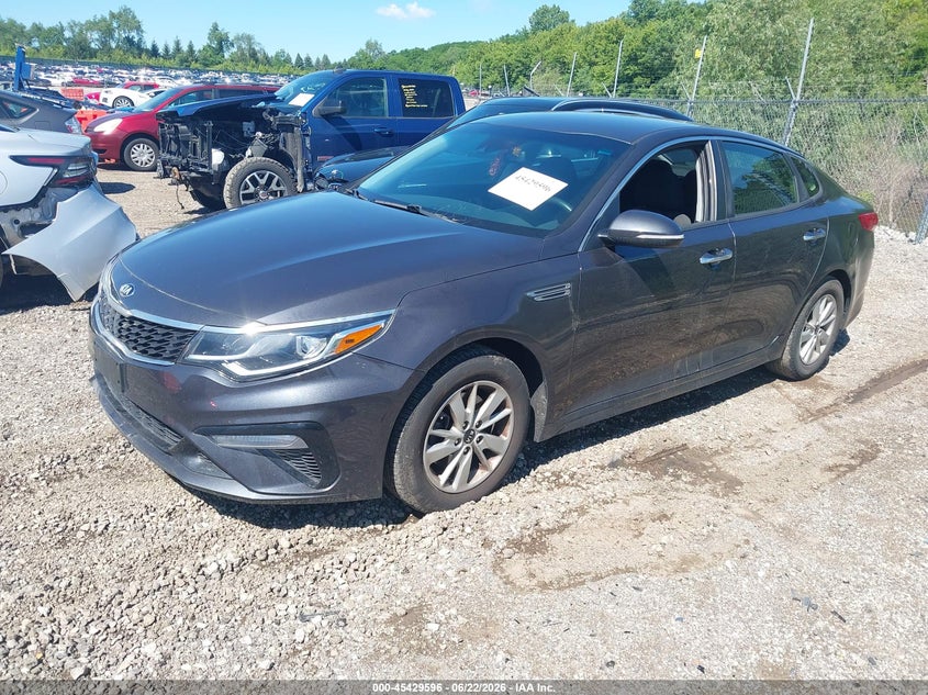 2019 Kia Optima VIN 5XXGT4L33KG277813 IAAI salvage auction — NORMAL WEAR, Clear (Illinois), sold $875 on 2026-07-29 (photo 2)