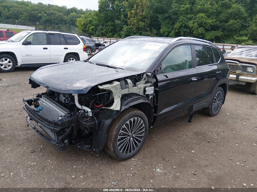 2026 Volkswagen Taos VIN 3VVEC7B22TM059266 IAAI salvage auction — FRONT END, Salvage Title, sold $10,875 on 2026-09-03 (photo 2)