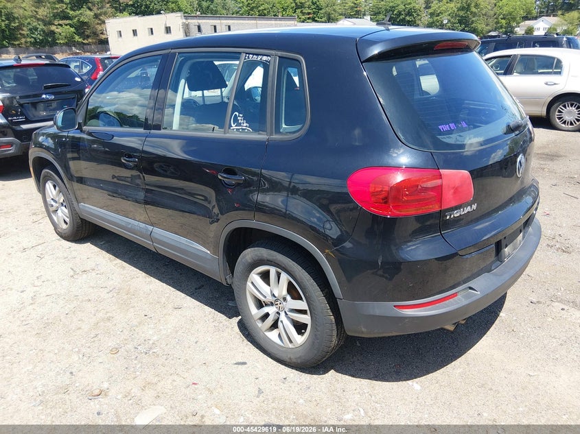2012 Volkswagen Tiguan VIN WVGBV7AX0CW506598 IAAI salvage auction — NORMAL WEAR, Clear (Massachusetts), sold $725 on 2026-07-17 (photo 3)