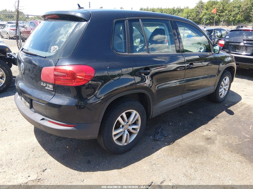 2012 Volkswagen Tiguan VIN WVGBV7AX0CW506598 IAAI salvage auction — NORMAL WEAR, Clear (Massachusetts), sold $725 on 2026-07-17 (photo 4)