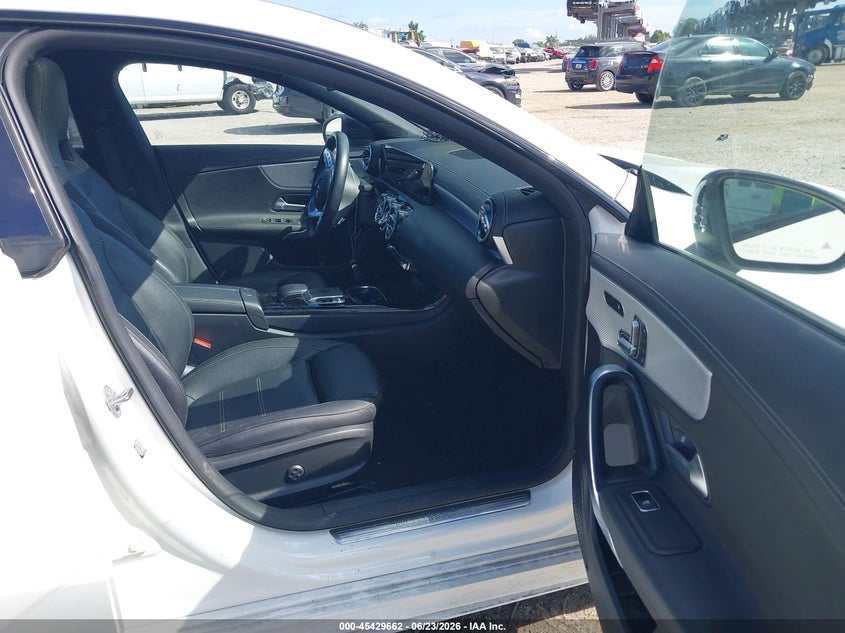 2020 Mercedes-benz Cla-klasse VIN WDD5J4GBXLN023476 IAAI salvage auction — FRONT END, Salvage Title, sold $12,200 on 2026-08-06 (photo 5)