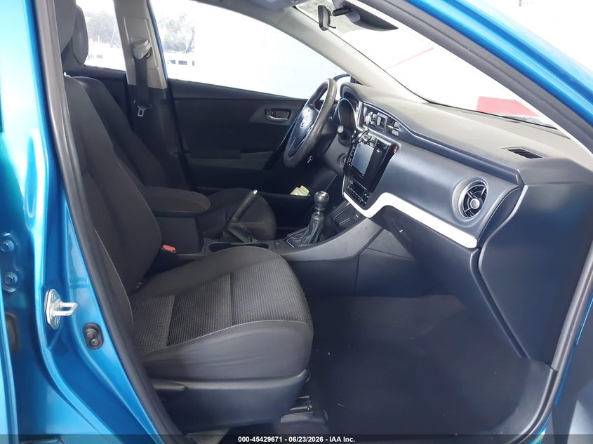 2017 Toyota Corolla VIN JTNKARJE1HJ530158 IAAI salvage auction — FRONT & REAR, Salvage Title, sold $3,325 on 2026-07-29 (photo 5)