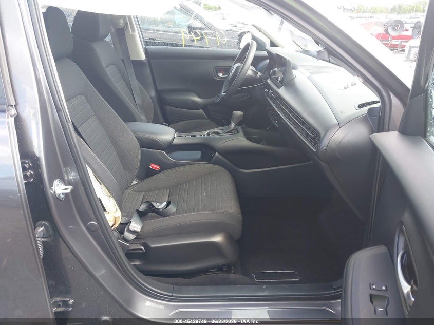 2025 Honda Hr-v VIN 3CZRZ2H36SM779356 IAAI salvage auction — RIGHT SIDE, Salvage Title, sold $7,600 on 2026-07-28 (photo 5)