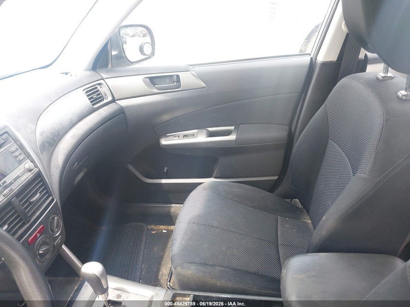 2011 Subaru Forester VIN JF2SHABC0BH766315 IAAI salvage auction — NORMAL WEAR, Clear (Delaware), sold $400 on 2026-07-27 (photo 5)