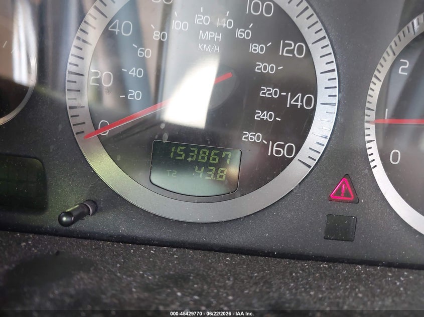 2004 Volvo S80 VIN YV1TS92D641357141 IAAI salvage auction — RIGHT FRONT, Salvage (Texas), sold $300 on 2026-07-22 (photo 7)