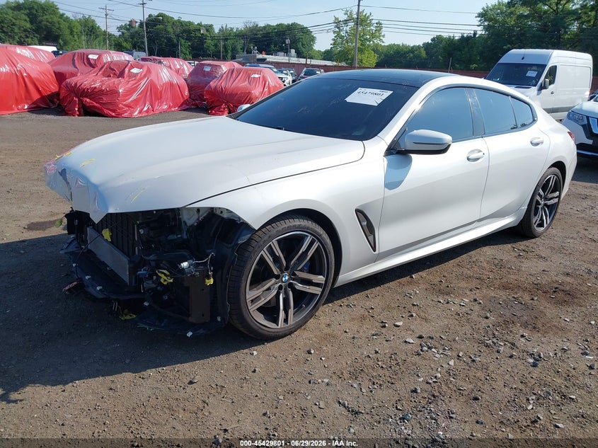 2022 BMW 8er VIN WBAGV4C08NCG91089 IAAI salvage auction — FRONT END, Salvage (New Jersey), sold $23,100 on 2026-08-22 (photo 2)