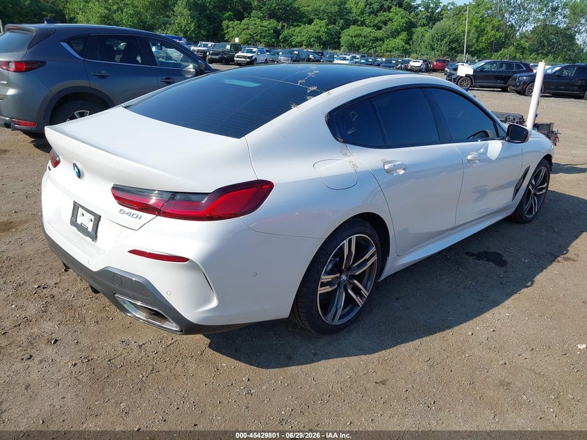 2022 BMW 8er VIN WBAGV4C08NCG91089 IAAI salvage auction — FRONT END, Salvage (New Jersey), sold $23,100 on 2026-08-22 (photo 4)