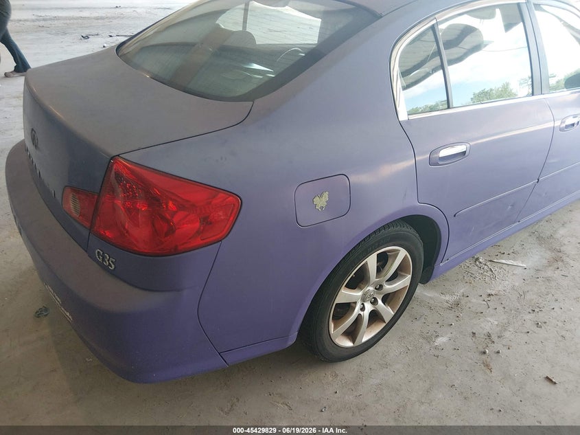 2005 Infiniti G35 VIN JNKCV51E65M207819 IAAI salvage auction — NORMAL WEAR, Clear (Tennessee), sold $300 on 2026-07-13 (photo 4)