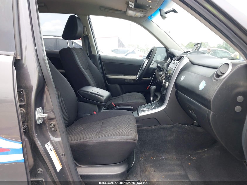 2011 Suzuki Grand vitara VIN JS3TE0D2XB4101201 IAAI salvage auction — NORMAL WEAR, Clear (Texas), sold $1,800 on 2026-07-20 (photo 5)