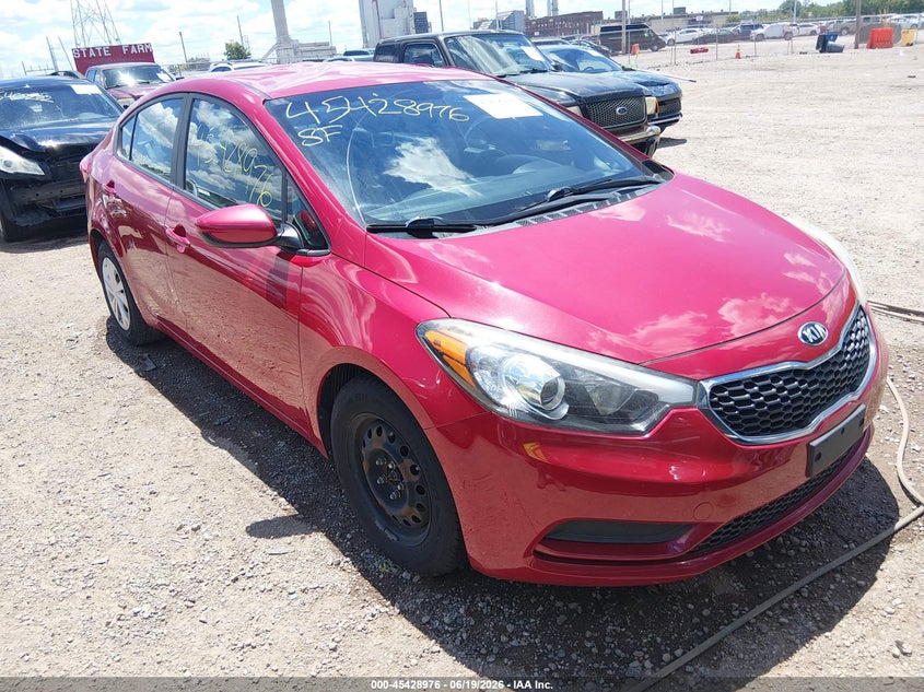 2016 Kia Forte VIN KNAFK4A68G5613377 IAAI salvage auction — STORM DAMAGE, Clear (Indiana), sold $1,250 on 2026-07-22 (photo 1)