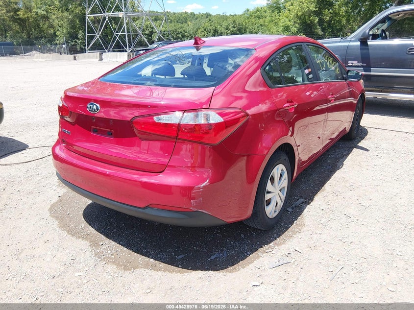 2016 Kia Forte VIN KNAFK4A68G5613377 IAAI salvage auction — STORM DAMAGE, Clear (Indiana), sold $1,250 on 2026-07-22 (photo 4)