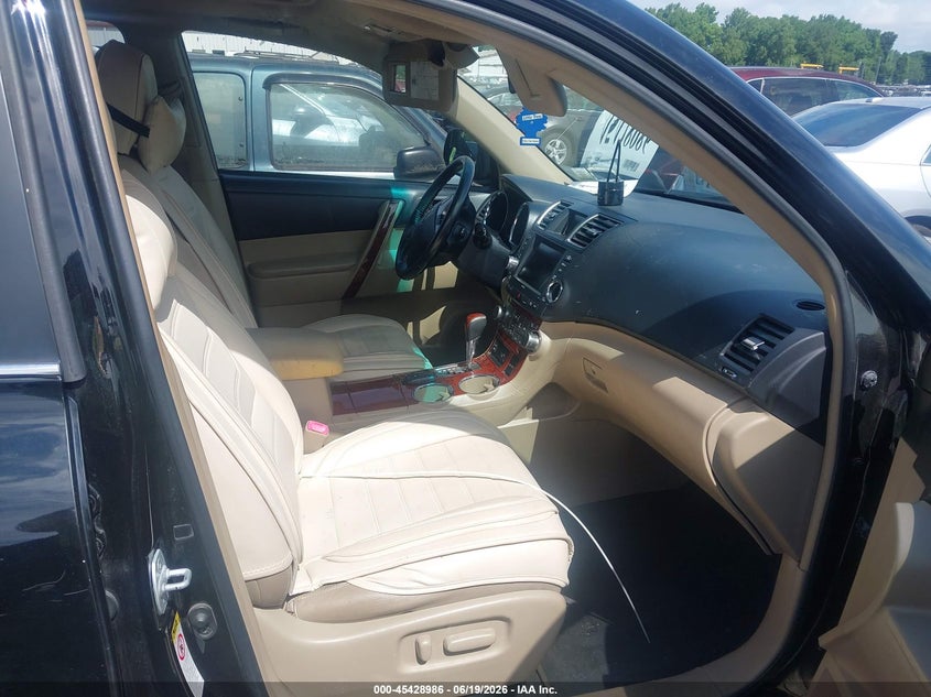 2012 Toyota Highlander hybrid VIN JTEDC3EH5C2009273 IAAI salvage auction — NORMAL WEAR, Clear-Dealer Only (North Carolina), sold $2,475 on 2026-07-20 (photo 5)