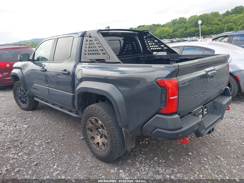 2024 Toyota Tacoma VIN 3TYLF5LNXRT005530 IAAI salvage auction — FRONT END, Salvage (Tennessee), sold $29,500 on 2026-07-30 (photo 3)