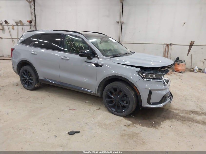 2022 Kia Sorento VIN 5XYRKDLFXNG155522 IAAI salvage auction — FRONT END, Wait Title, sold $6,800 on 2026-08-01 (photo 1)