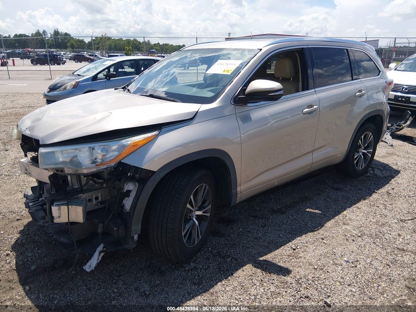 2016 Toyota Highlander VIN 5TDKKRFH9GS152726 IAAI salvage auction — FRONT END, Clear (South Carolina), sold $6,700 on 2026-07-22 (photo 2)