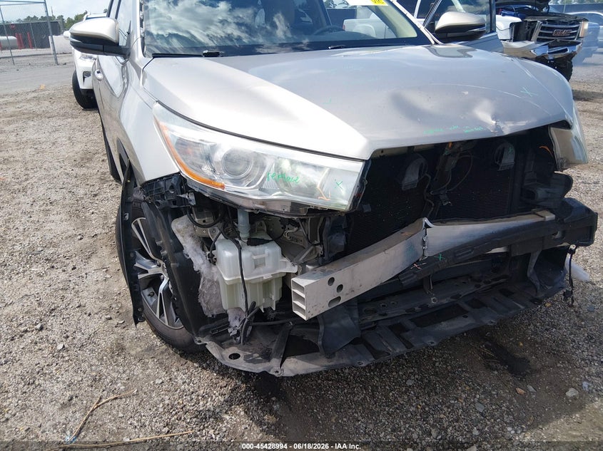 2016 Toyota Highlander VIN 5TDKKRFH9GS152726 IAAI salvage auction — FRONT END, Clear (South Carolina), sold $6,700 on 2026-07-22 (photo 6)
