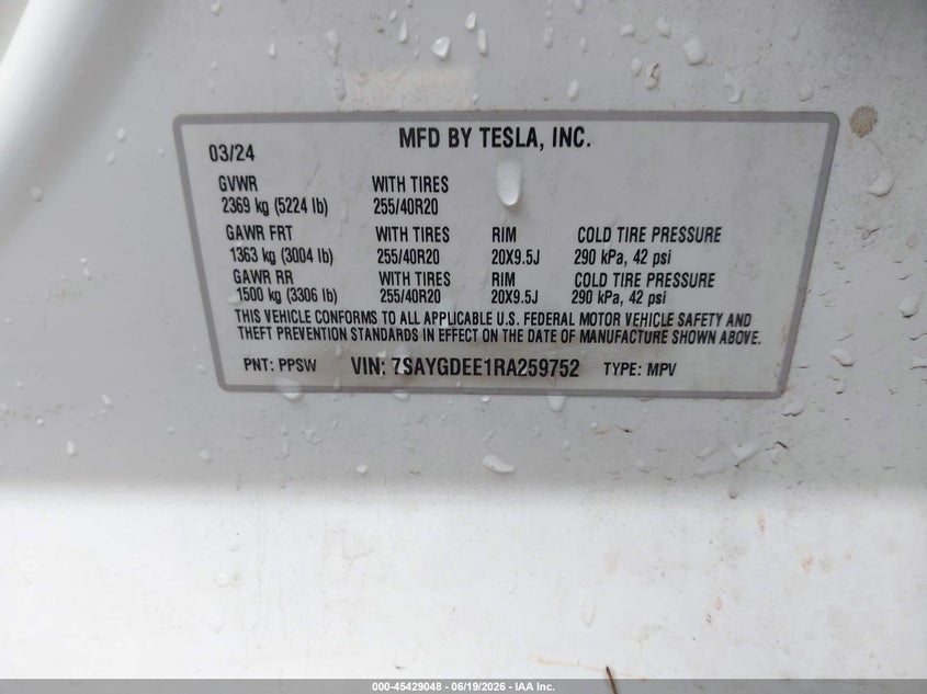 2024 Tesla Model y VIN 7SAYGDEE1RA259752 IAAI salvage auction — UNDERCARRIAGE, Original  (Oklahoma), sold $11,700 on 2026-09-05 (photo 9)
