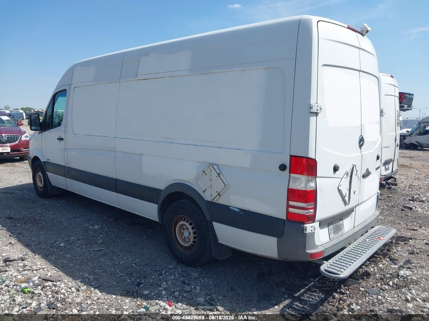 2012 Mercedes-benz Sprinter VIN WD3PE8CB4C5683799 IAAI salvage auction — RIGHT SIDE, Clear (Florida), sold $1,650 on 2026-07-29 (photo 3)
