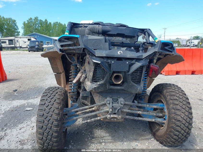 2023 Can-am/ brp Maverick VIN 3JBVGAY40PE000700 IAAI salvage auction — RIGHT FRONT, Bill Of Sale (Wisconsin), sold $7,750 on 2026-07-15 (photo 6)