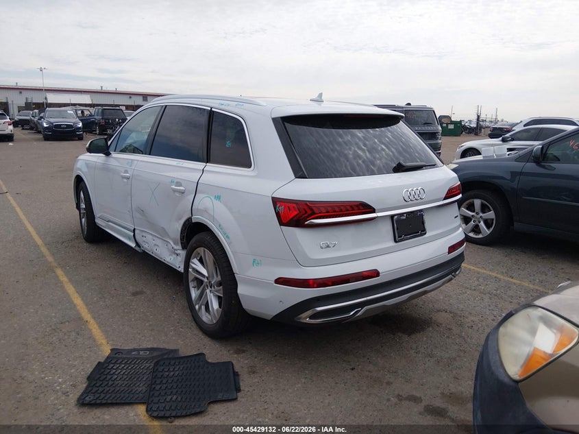 2022 Audi Q7 VIN WA1LXBF77ND020555 IAAI salvage auction — LEFT & RIGHT, Salvage (Arizona), sold $16,700 on 2026-07-30 (photo 3)