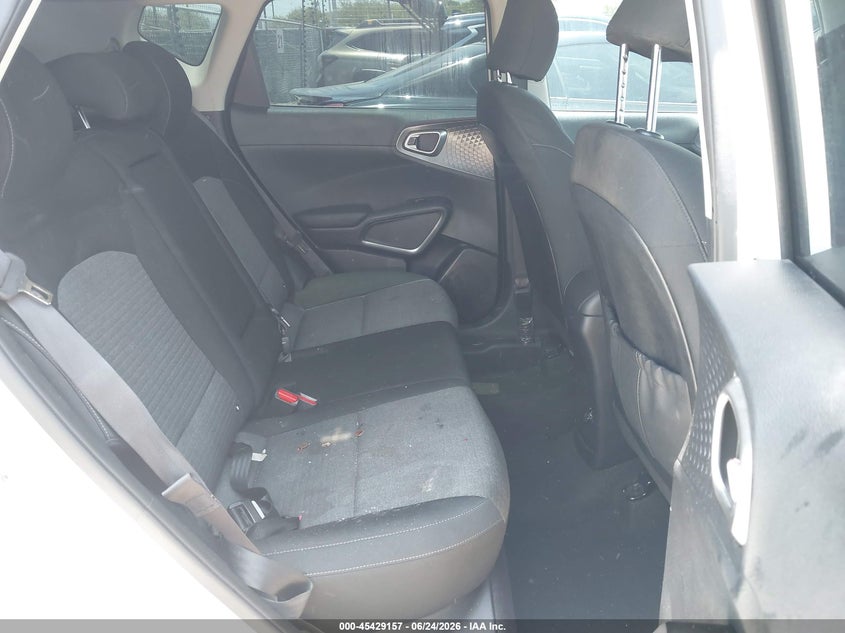 2020 Kia Soul VIN KNDJ33AU6L7718209 IAAI salvage auction — NORMAL WEAR, Original (Texas), sold $5,050 on 2026-07-13 (photo 8)