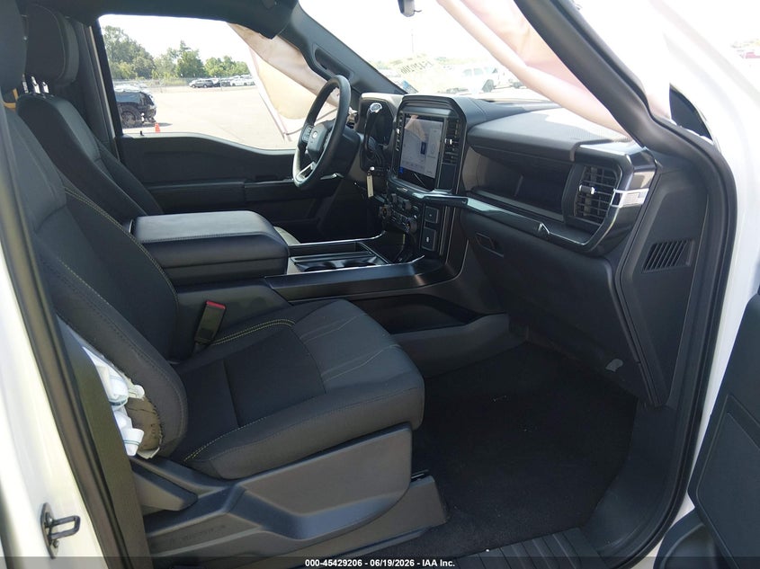 2025 Ford F-150 VIN 1FTEW2LP4SKF23750 IAAI salvage auction — RIGHT SIDE, Clear (Tennessee), sold $15,000 on 2026-07-29 (photo 5)