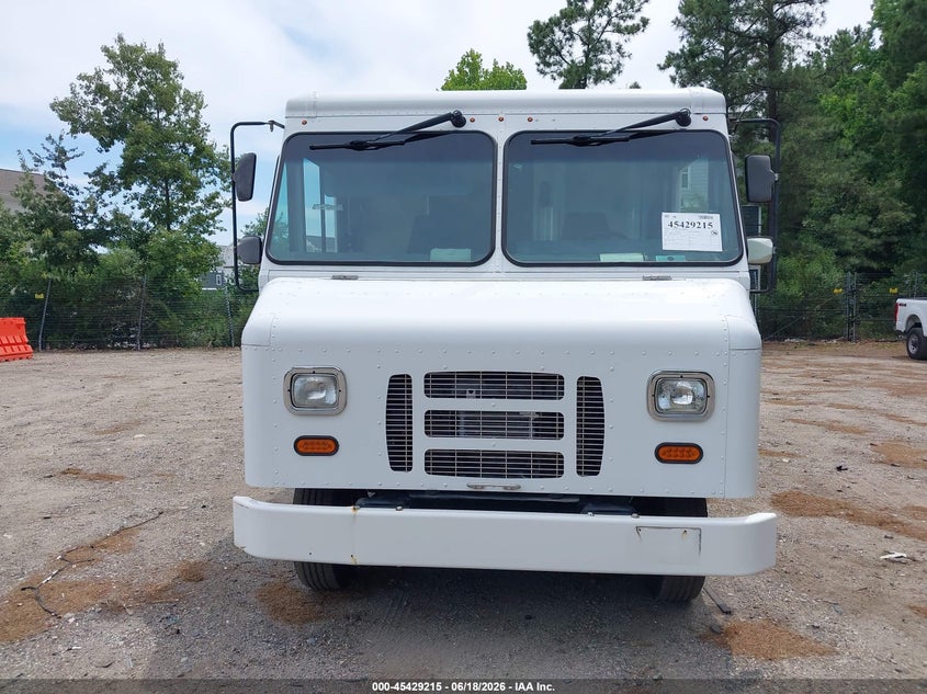 2016 Ford E-350 VIN 1FC3E3KS1GDC55354 IAAI salvage auction — NORMAL WEAR, SF97 (Virginia), sold $18,000 on 2026-07-22 (photo 6)