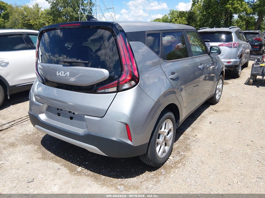 2024 Kia Soul VIN KNDJ23AU1R7899716 IAAI salvage auction — LEFT SIDE, Salvage (Indiana), sold $4,100 on 2026-07-22 (photo 4)