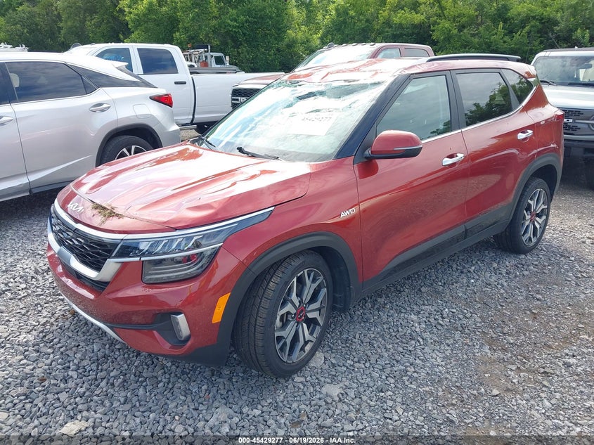 2023 Kia Seltos VIN KNDETCA25P7357237 IAAI salvage auction — ROLLOVER, Salvage (Tennessee), sold $3,550 on 2026-07-23 (photo 2)