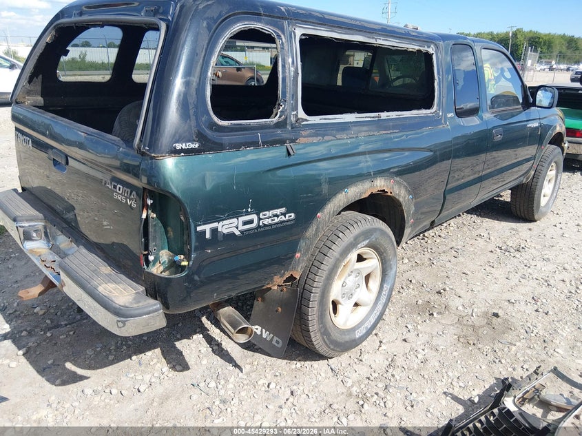 2001 Toyota Tacoma VIN 5TEWN72N11Z718543 IAAI salvage auction — NORMAL WEAR, Clear-Endorsement (Wisconsin), sold $525 on 2026-07-09 (photo 4)