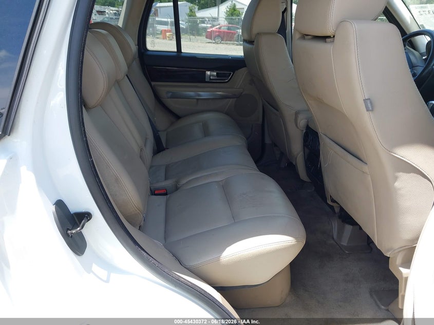 2011 Land rover Range rover sport VIN SALSF2D49BA273198 IAAI salvage auction — REAR END, Clear (Virginia), sold $1,500 on 2026-07-31 (photo 8)