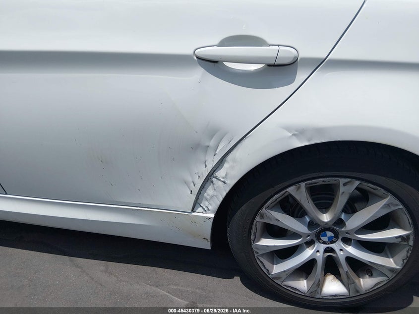 2010 BMW 3 series VIN WBAPH7G57ANM51221 IAAI salvage auction — REAR END, Salvage (North Carolina), sold $1,200 on 2026-07-15 (photo 6)