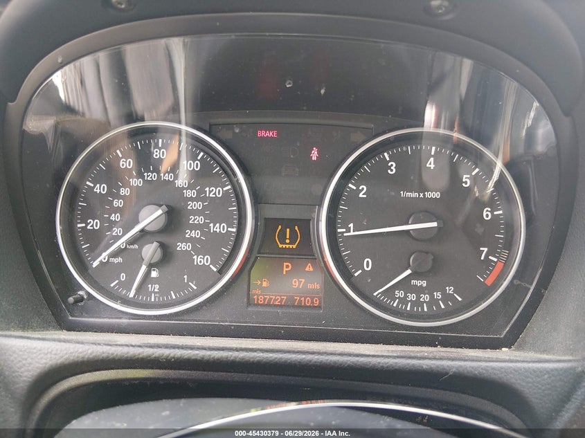 2010 BMW 3 series VIN WBAPH7G57ANM51221 IAAI salvage auction — REAR END, Salvage (North Carolina), sold $1,200 on 2026-07-15 (photo 7)
