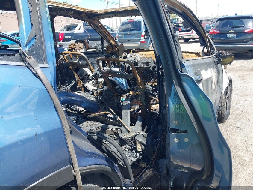 2020 Subaru Forester VIN JF2SKAXC1LH475303 IAAI salvage auction — Burn Engine, Scrap (Michigan), sold $225 on 2026-07-09 (photo 8)