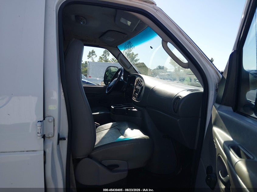 2007 Ford E 250 VIN 1FTNE24W57DB30280 IAAI salvage auction — NORMAL WEAR, Clear (Missouri), sold $300 on 2026-07-07 (photo 5)