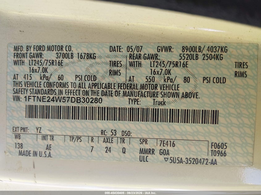 2007 Ford E 250 VIN 1FTNE24W57DB30280 IAAI salvage auction — NORMAL WEAR, Clear (Missouri), sold $300 on 2026-07-07 (photo 9)