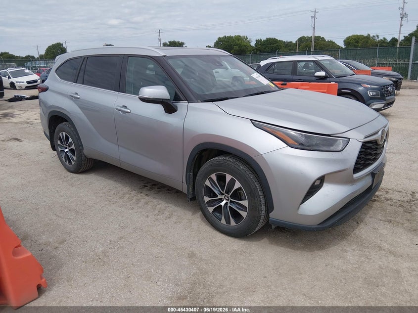 2024 Toyota Highlander VIN 5TDKDRBH6RS531766 — IAAI salvage auction photo
