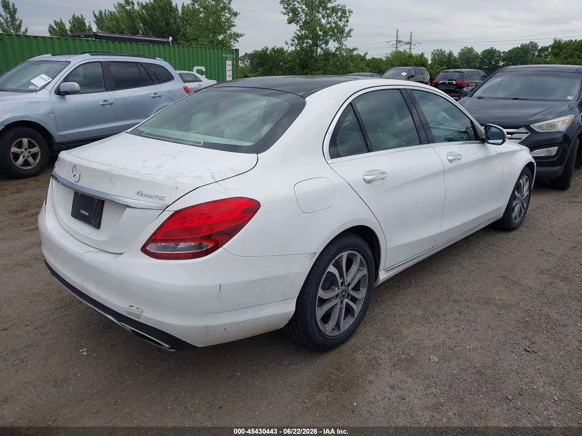 2018 Mercedes-benz C-klasse VIN WDDWF4KB4JR344982 IAAI salvage auction — NORMAL WEAR, Clear (New York), sold $4,850 on 2026-07-07 (photo 4)