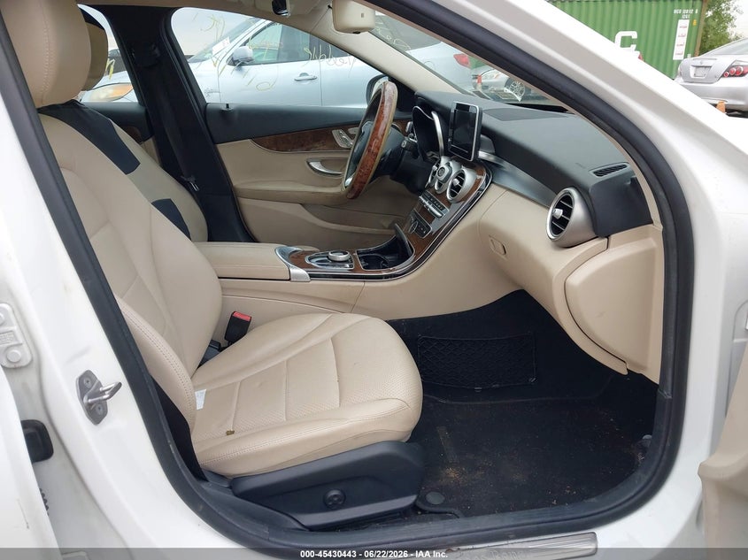 2018 Mercedes-benz C-klasse VIN WDDWF4KB4JR344982 IAAI salvage auction — NORMAL WEAR, Clear (New York), sold $4,850 on 2026-07-07 (photo 5)