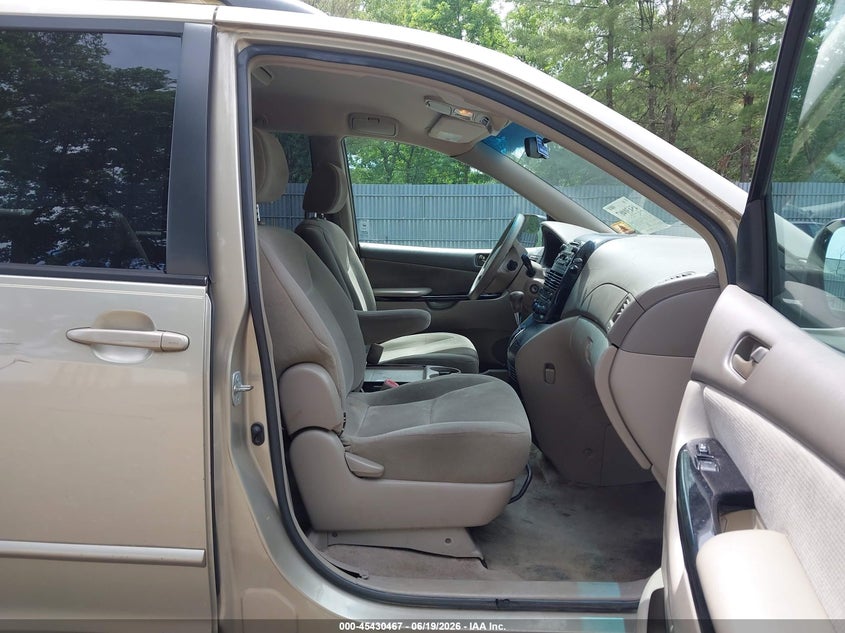 2005 Toyota Sienna VIN 5TDZA23C45S231686 IAAI salvage auction — SIDE, Clear (New Jersey), sold $825 on 2026-07-15 (photo 5)